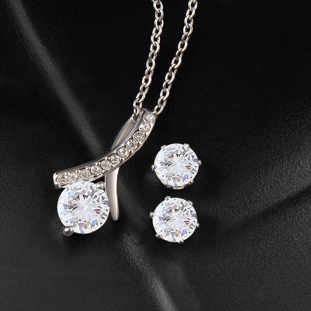 To My Braveheart Niece - From Aunt to Niece Alluring Beauty Necklace With Earrings
