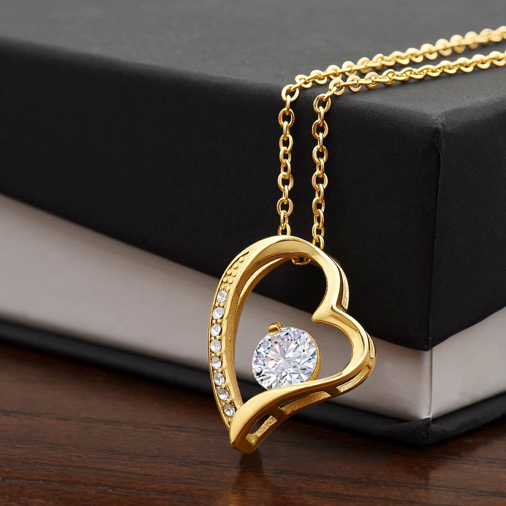 To My Braveheart Niece - From Aunt to Niece Forever Love Necklace